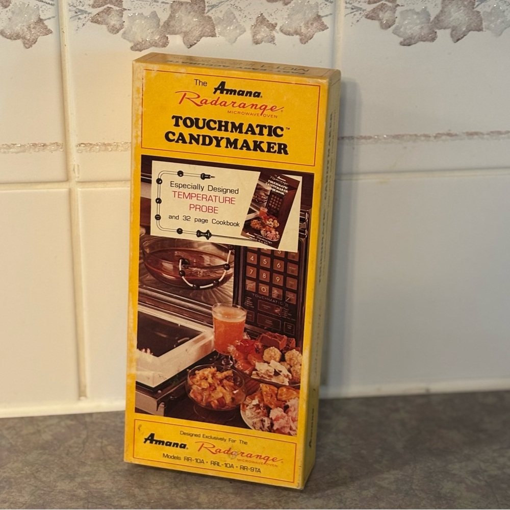 70's Touchmatic Candymaker - 70's Candy Making - Candy Maker Gadget - Cookbook